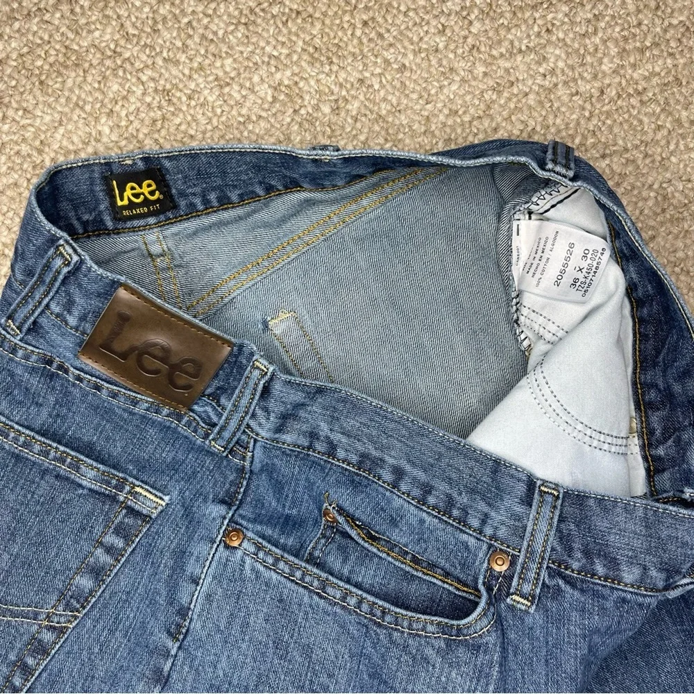 Lee relaxed fit